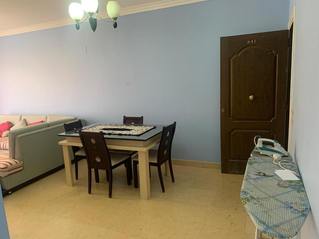 Brtish Compound Unit 841 Appartement *